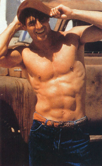 Tom Cruise without shirt