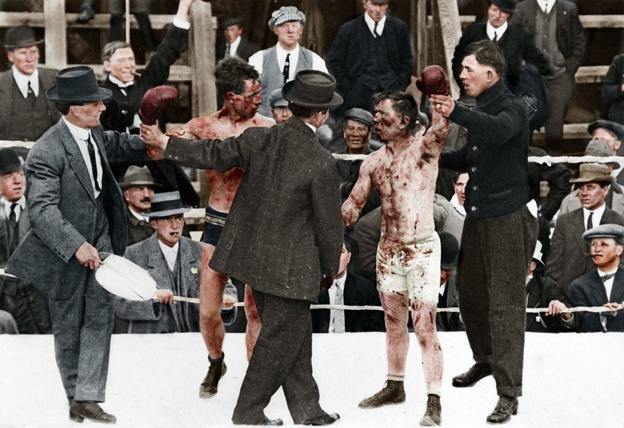 Боксерский поединок между Реем Кэмпбеллом и Диком Хайлендом, 1913 год, Канада