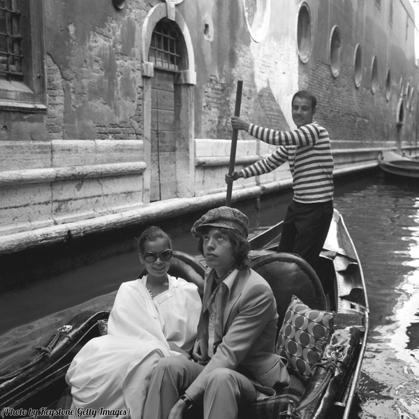 Мик Джаггер с женой Бьянкой, 1971 год, Венеция