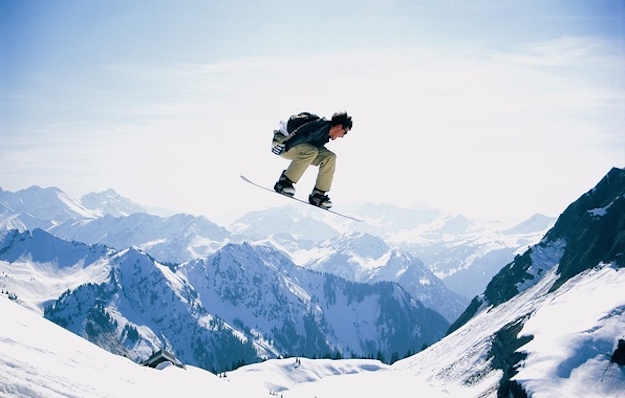 snowboard-snow-man-gora